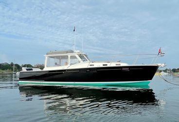 44' Mjm 2012 Yacht For Sale